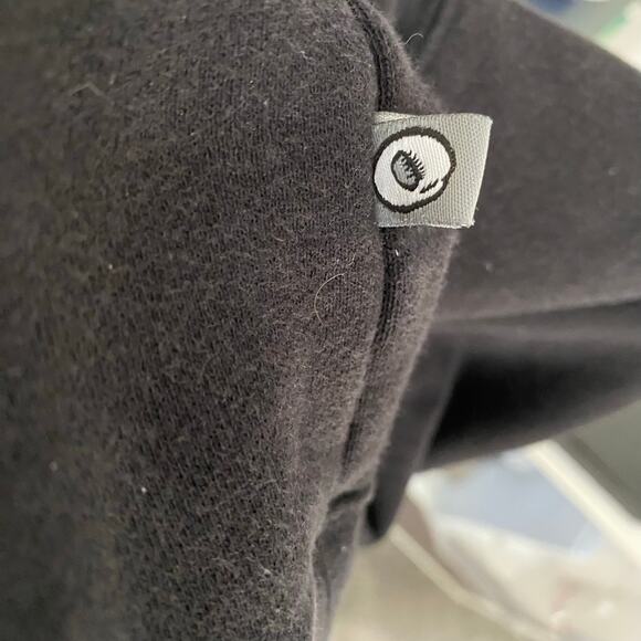 Vintage Outlooks Tribal Spider Hoodie Faded Black and Red Kangaroo Pocket* - Picture 6 of 9